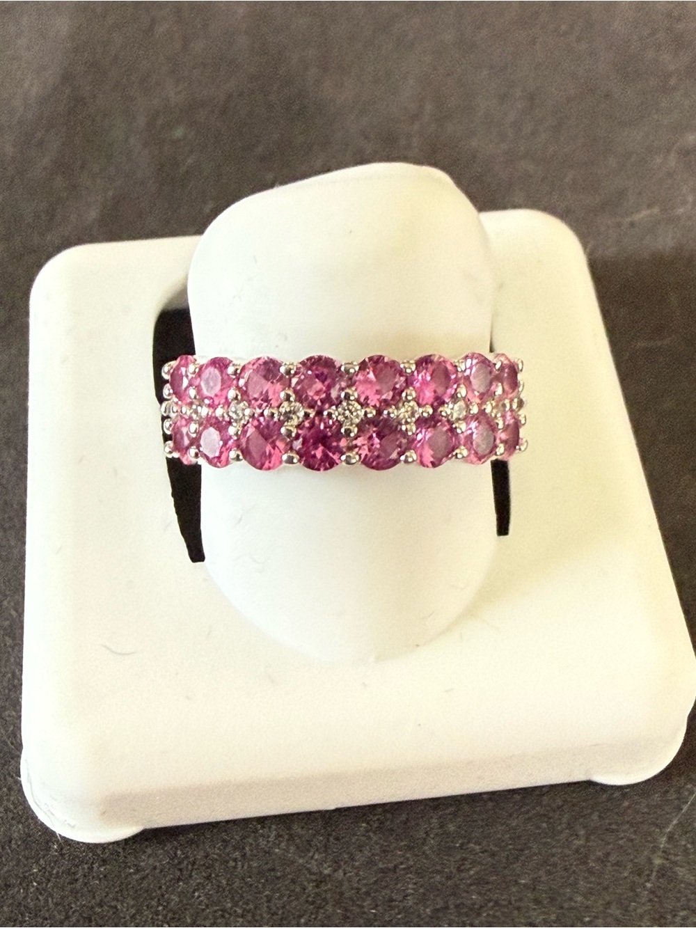 BP size 6 925 sterling Pink Gemstone Band Ring
